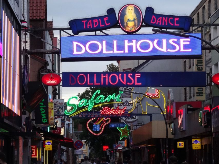 Hamburg: St. Pauli (18+) Private Guided Walking Tour - St. Pauli at Night: what this tour is really about
