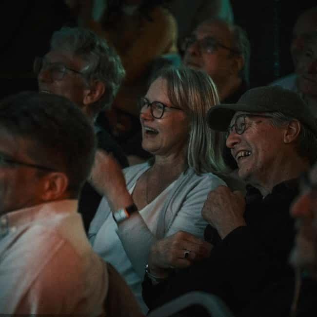 Hamburg: St. Pauli Comedy Club - Audience closeness: why the intimate setup matters for comedy