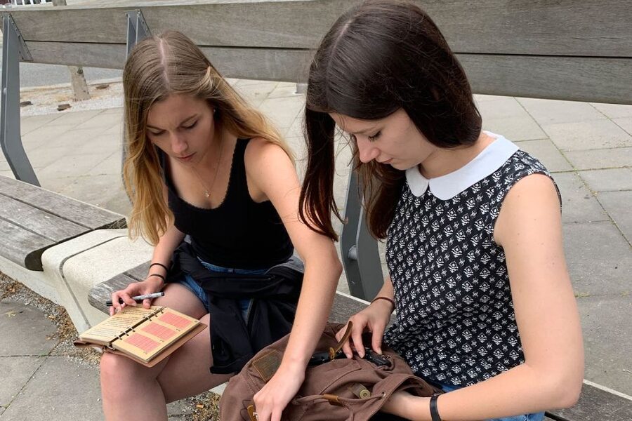 Hamburg: Treasure Hunt Game through HafenCity - Sandtorhafen and the red-brick Maritime Museum stop
