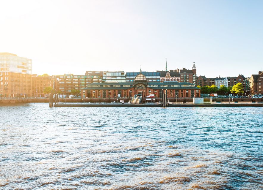 Hamburg: Ultimate Barge Tour with Live Commentary - Price and value: does $34 for two hours make sense?