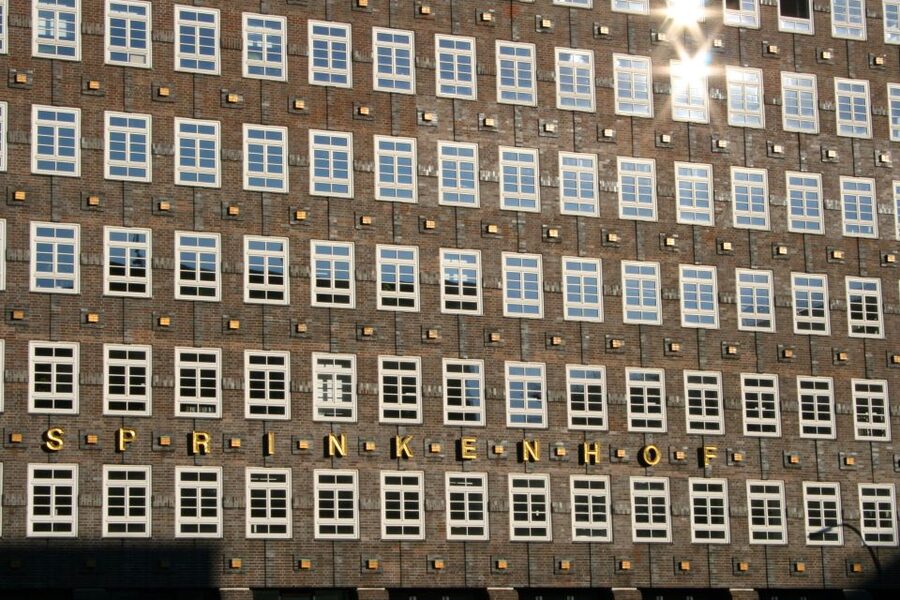 Hamburg: UNESCO-World Heritage Sites Tour - Chilehaus (Chile House): brick drama with a trading mindset