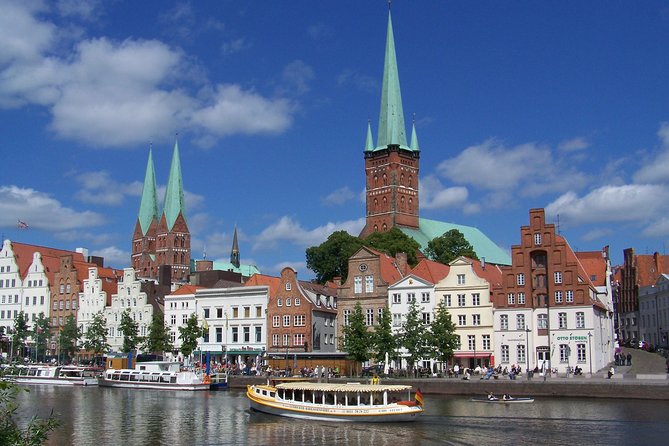 Lübeck Day Trip From Hamburg By Train With Private Guide And Lunch - Getting oriented at Holsten Gate (Lübeck’s 1464 boundary)