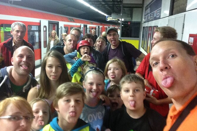 Mister X Hamburg 2h city tour, hunting & games for all ages - Walking vs. public transport: how to keep the hunt comfortable