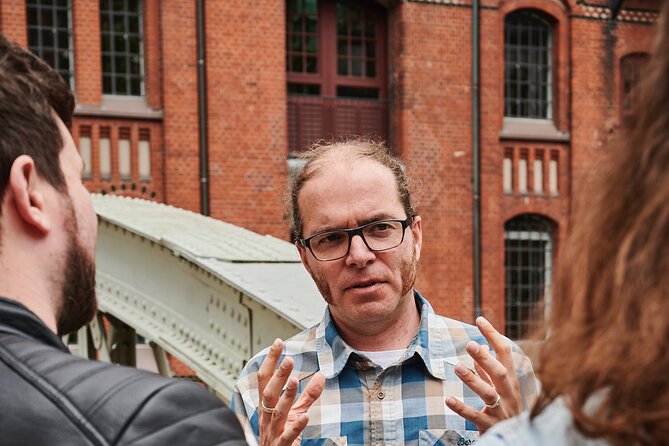 private city tour of Hamburg's UNESCO World Heritage Site - Timing, Mobile Tickets, and What Two Hours Covers