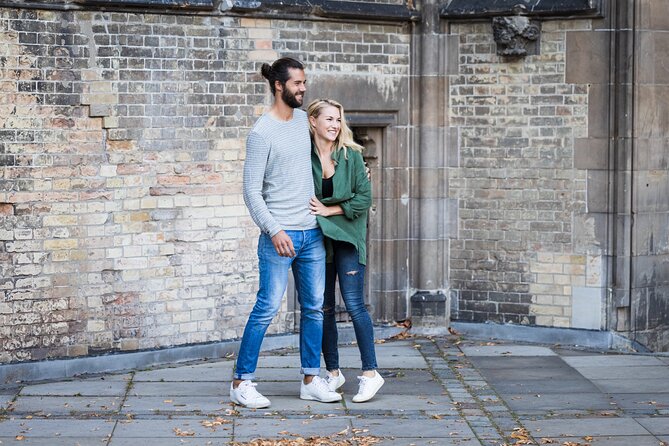 Private Romantic Urban & Street Photoshoot - Starting at Jungfernstieg: the easiest meeting spot to find
