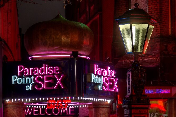 Private Tour: Hamburg St Pauli Nightlife District - The St Pauli walk: music venues, stylish stops, and asking questions