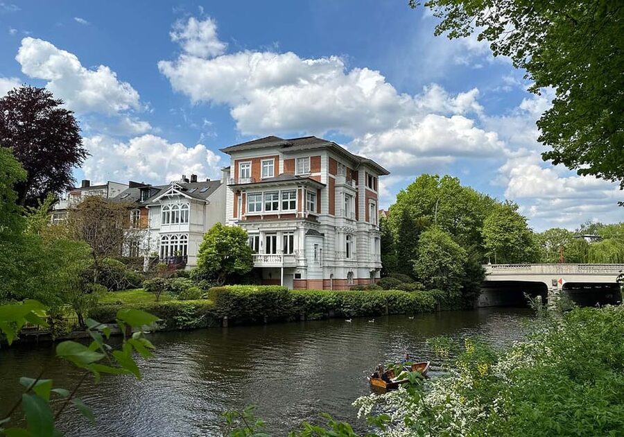 Radtour um die Alster & durch traumhafte Alsterviertel - Price and Value: Is $43 Worth It?