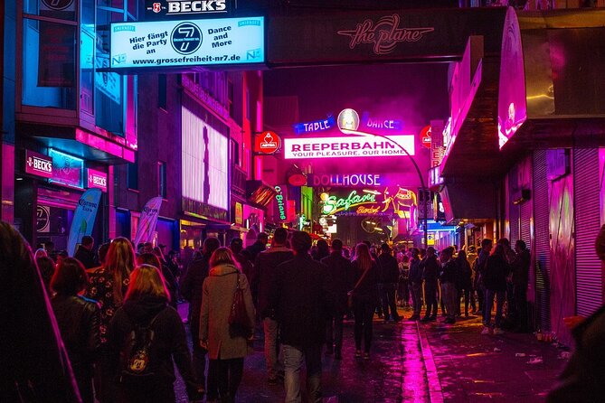 Reeperbahn – Lust & Laster und ne Menge Zaster - Reeperbahn at night: what this tour feels like