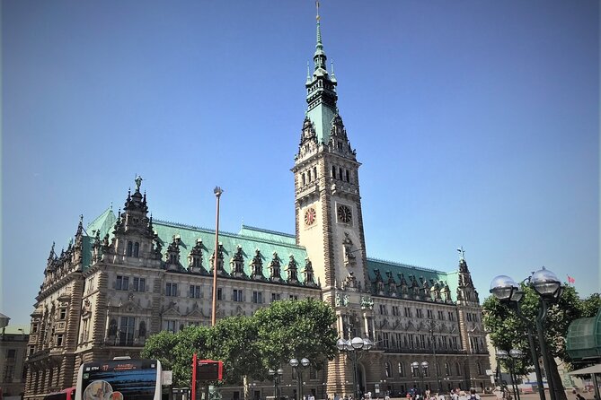 Sightseeing Tour - Free Tour - Historic Center-Hamburg On Foot - Rathausemarkt start: the first 15 minutes matter