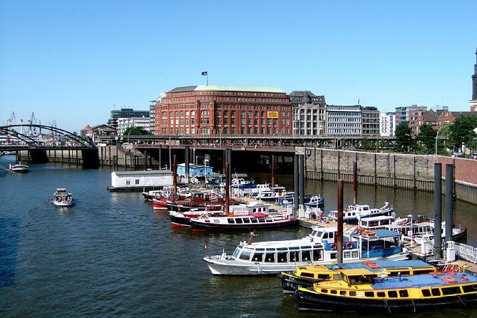 Speicherstadt and HafenCity Tour of Hamburg with German speaking guide - Where you meet and how the route flows (Baumwall to Chilehaus)