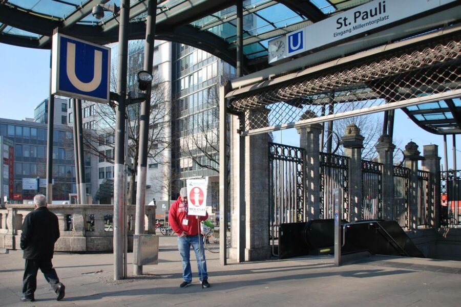 St. Pauli: Daytime Tour - Reeperbahn + the Davidwache area: reading the neighborhood like a map
