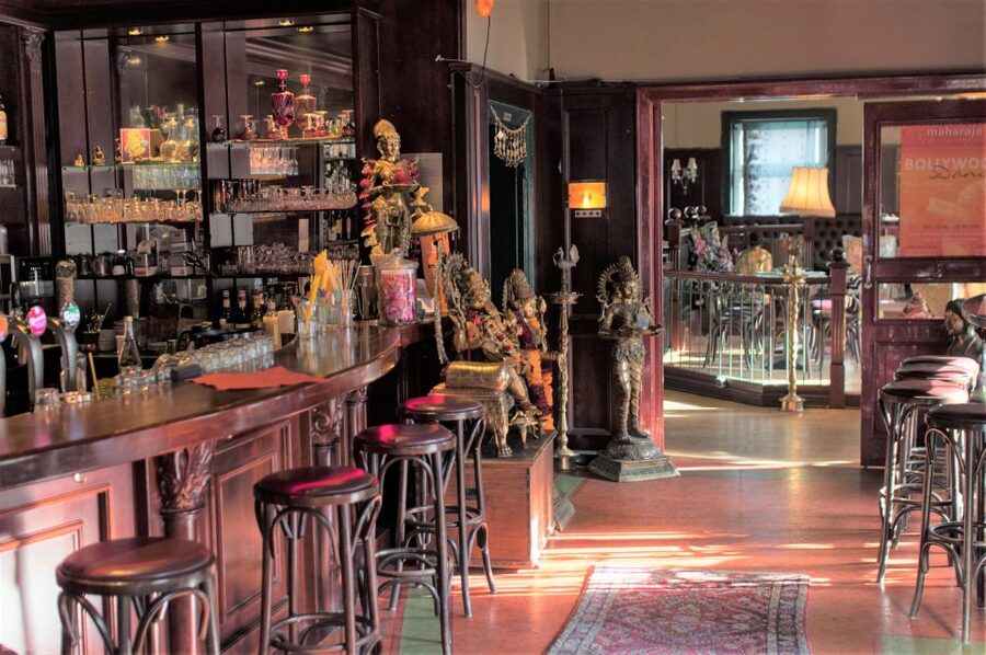St. Pauli: Guided Food Tour with 5 Tastings - Should You Book This St. Pauli Food Tour?