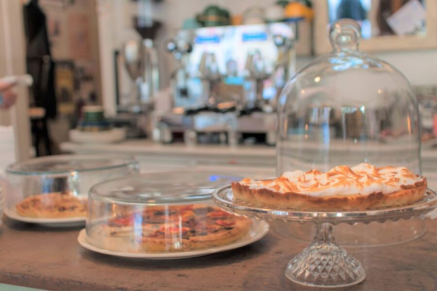 St. Pauli: Guided Food Tour with 5 Tastings - What the 3 Hours Feel Like on Foot