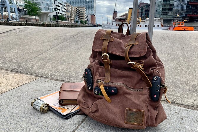 Treasure Hunt through Hamburg's Hafencity - The Route Through HafenCity: Puzzles, Locked Compartments, and Team Progress
