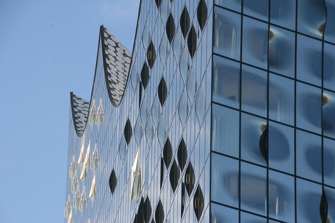 UNESCO World Heritage - Speicherstadt and Kontorhaus district - Chilehaus: Fritz Höger’s Klinkersticker brick identity