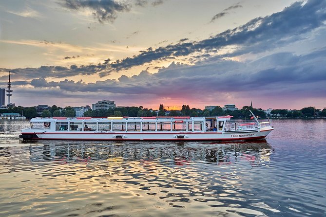 Winter Alster tour - Where the Boat Leaves From at Jungfernstieg Anleger 1